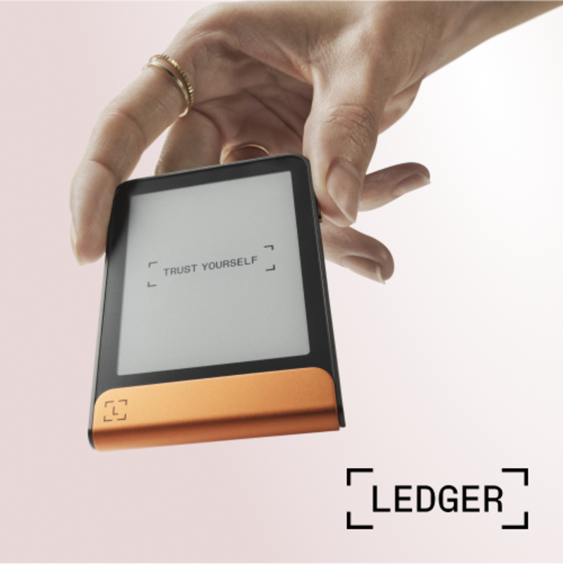 Presentamos LEDGER FLEX: anunciado en directo en B24 Presentamos LEDGER FLEX: anunciado en directo en B24