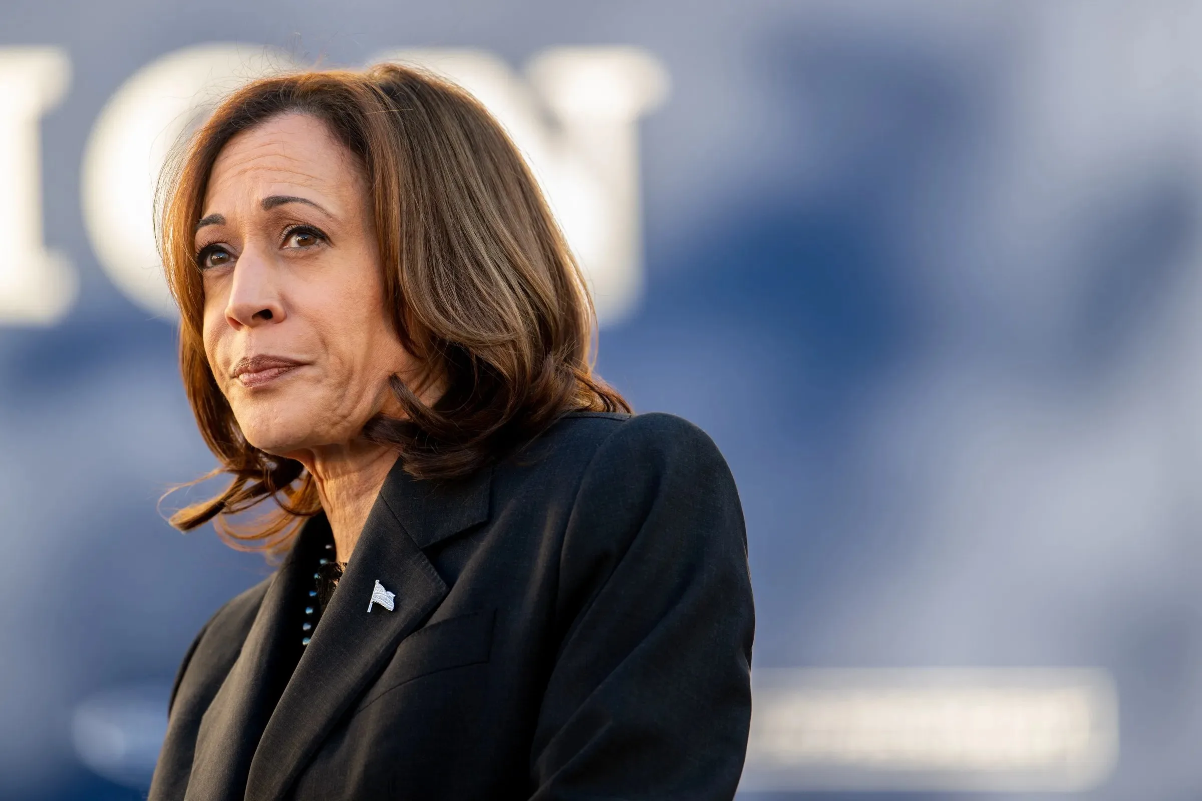 Excandidato presidencial afirma que Kamala Harris podría adoptar una postura pro-criptomonedas Kamala Harris