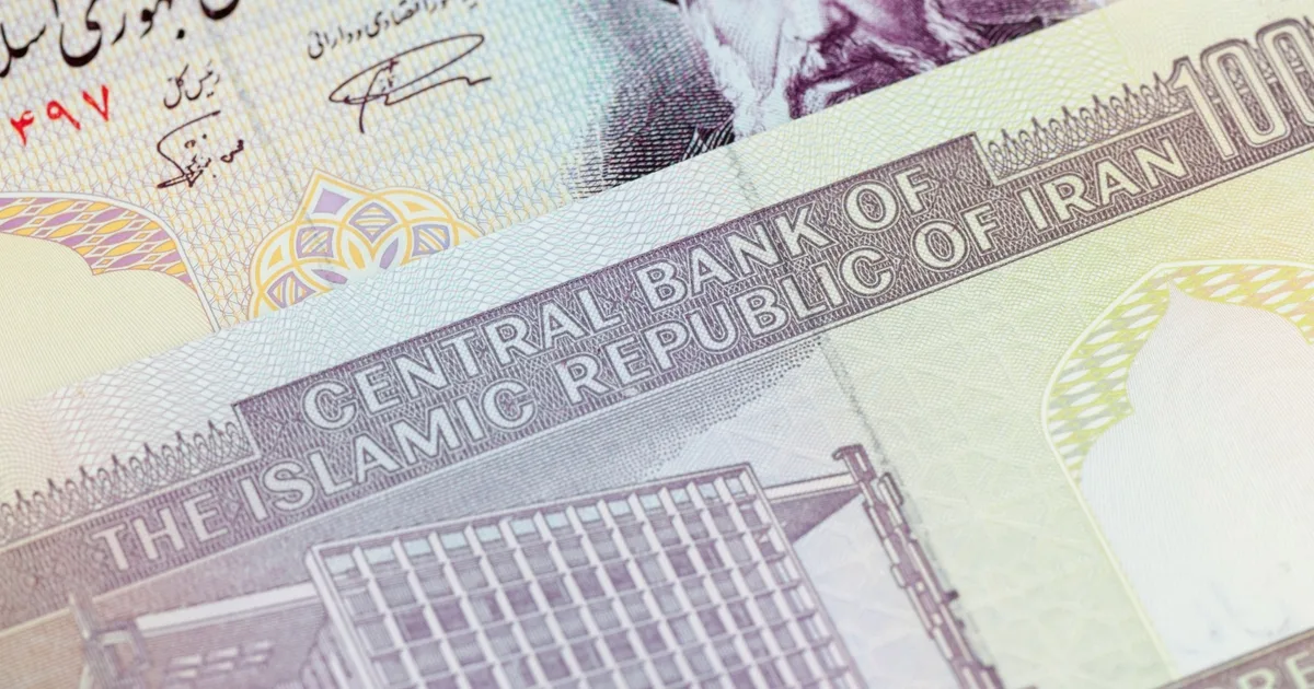 Irán supuestamente se enfrenta a un importante ciberataque a sus sistemas bancarios Irán supuestamente se enfrenta a un importante ciberataque a sus sistemas bancarios