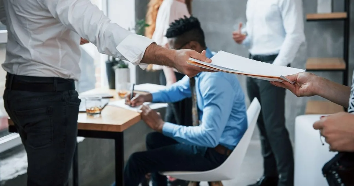 MITRE lanza iniciativa para compartir incidentes de IA MITRE lanza iniciativa para compartir incidentes de IA