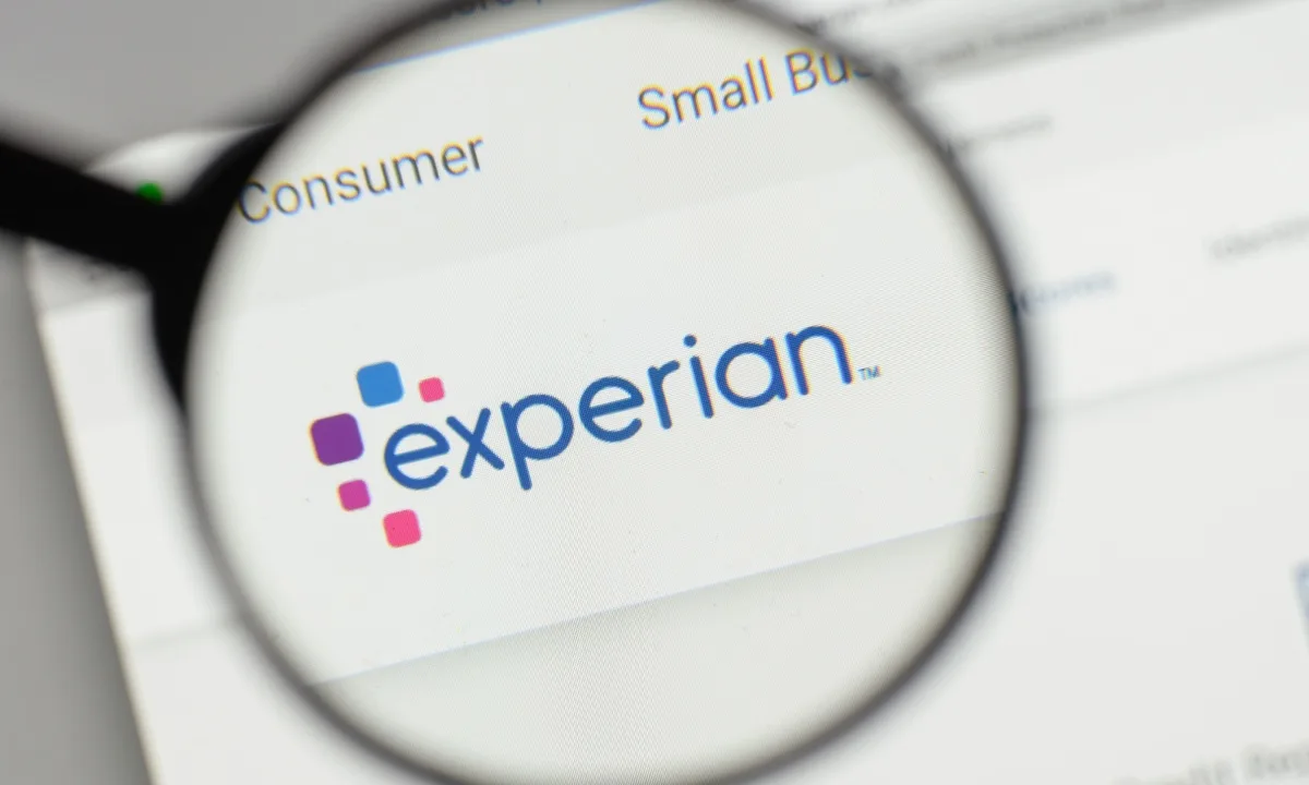 Experian-CFPB.jpg CFPB demanda a Experian, alegando manejo inadecuado de las quejas