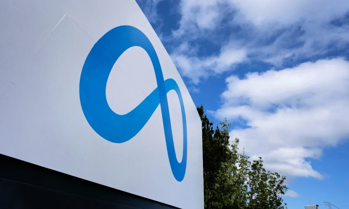 Meta comenzando a reducir la fuerza laboral anunciada previamente Meta comenzando a reducir la fuerza laboral anunciada previamente