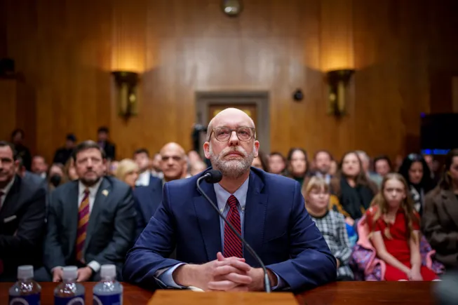 La aplicación del CFPB, los líderes de supervisión renuncian El futuro del CFPB está en juego después de un fin de semana salvaje