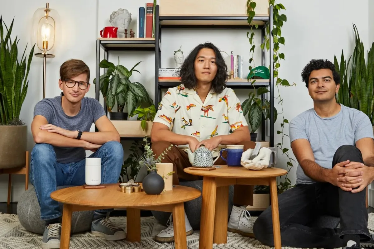 Fintech Mercury aterrizó $ 300 millones en la serie C dirigida por Sequoia, el doble de la evaluación en 3.500 millones de dólares Mercury co-founders