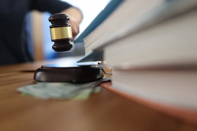 El juez ordena al COO que COO testifique la próxima semana El juez ordena al COO que COO testifique la próxima semana