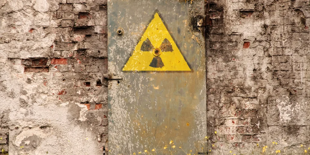 ConstitutionDao pero para el proyecto Apocalypse: Solana NFT tiene como objetivo comprar un búnker nuclear Proposed refurbishment of property