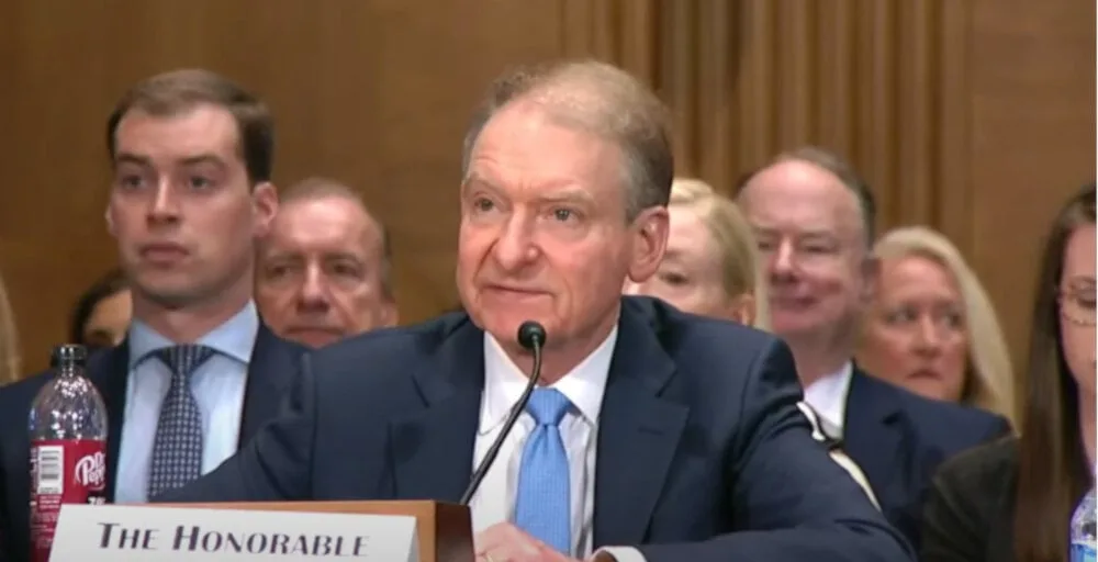 El presidente de The Dry, Paul Akins, golpea a las personas Peopleler por la innovación de la criptografía “amortiguada” Decrypt logo