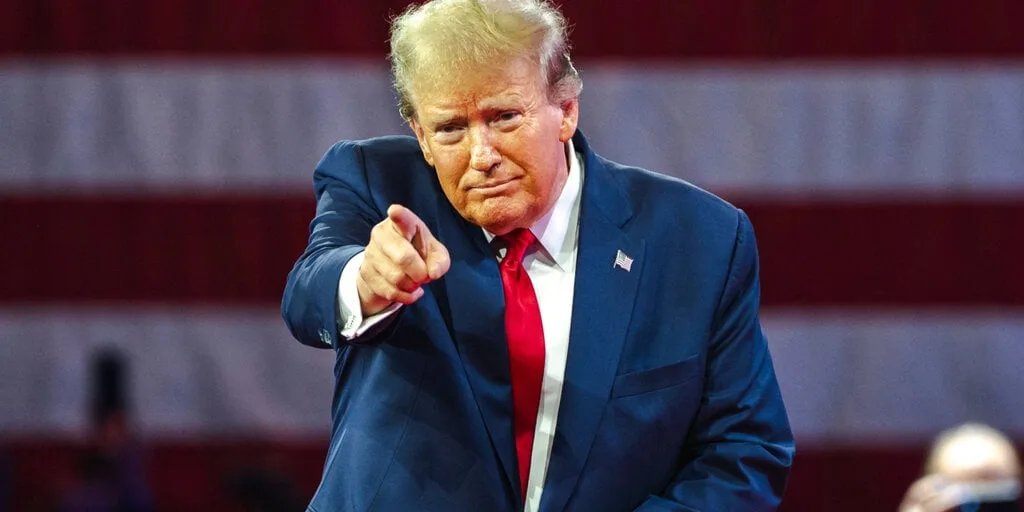 La cena de cripto de Trump cuesta un promedio de dólares en promedio $ 4.8 millones Decrypt logo